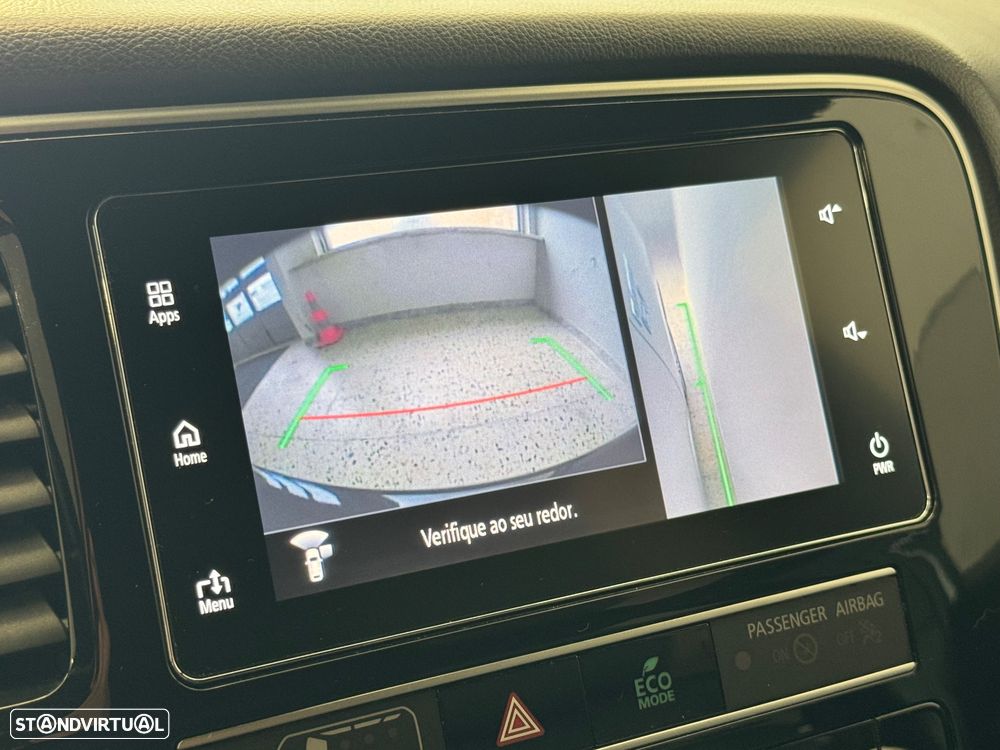 Mitsubishi Outlander 2.4 Intense - 29