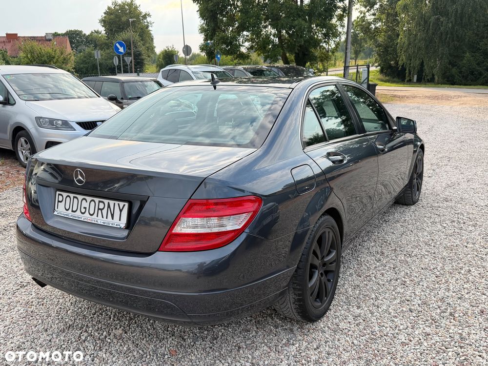 Mercedes-Benz Klasa C 180 Kompressor BlueEFFICIENCY Special Edition - 7