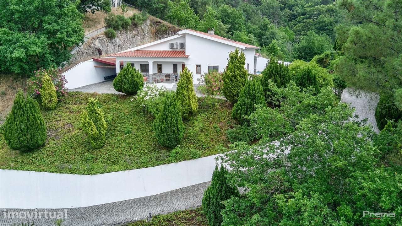 Moradia T4 Venda em Seia, São Romão e Lapa dos Dinheiros,Seia - Grande imagem: 4/39