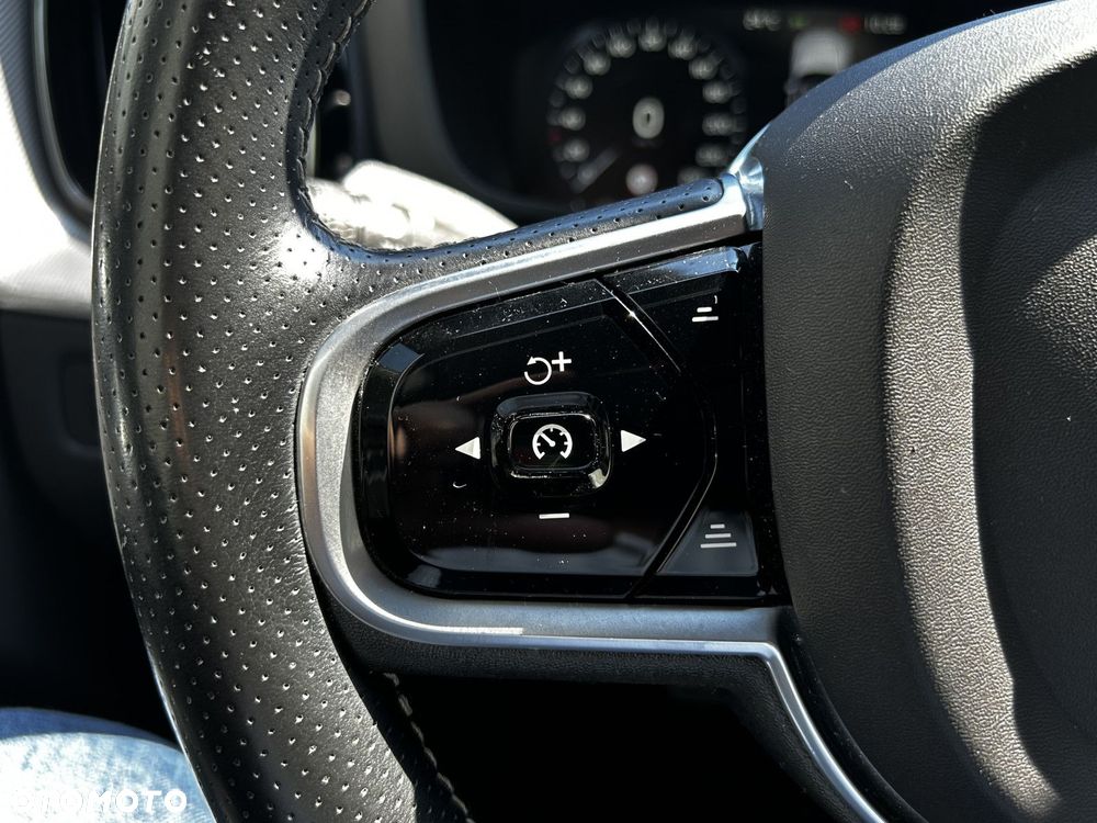 Volvo XC 60 - 23