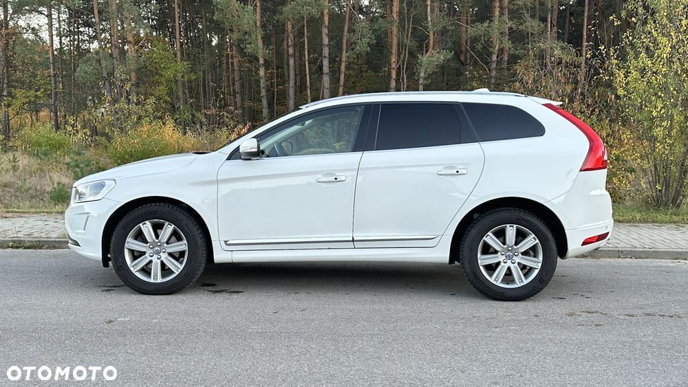 Volvo XC 60 T6 AWD Geartronic Summum - 11