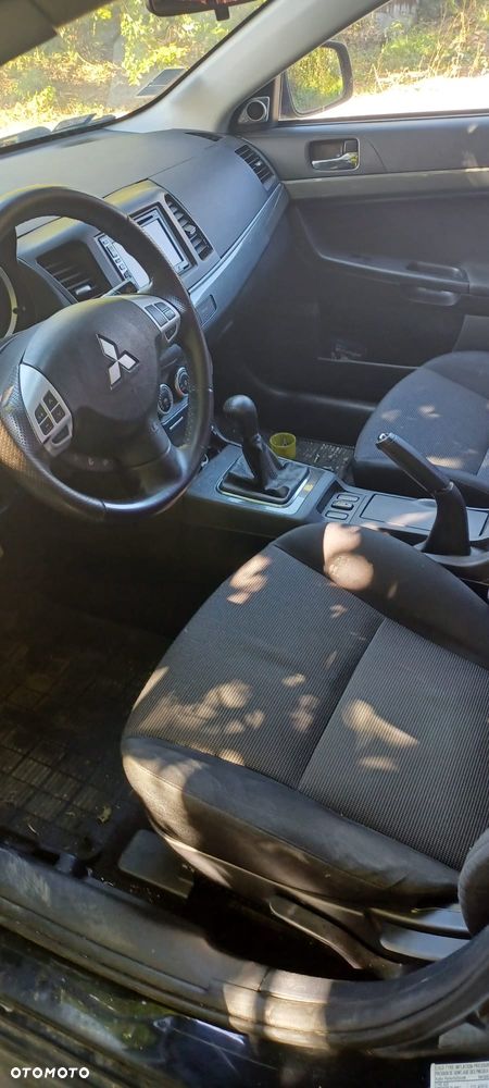 Mitsubishi Lancer - 7
