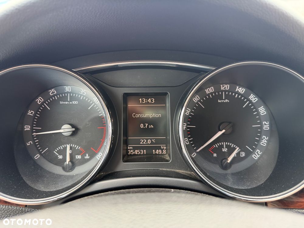 Skoda Superb 2.0 TDI Elegance - 2