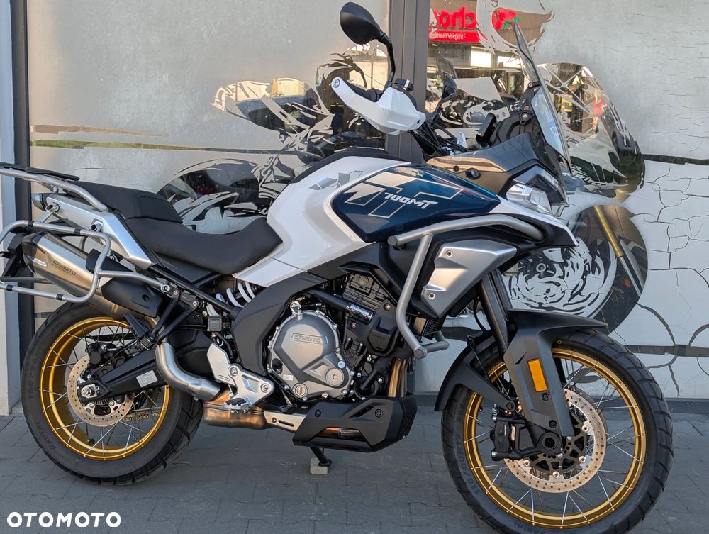 CFMoto 700MT - 12