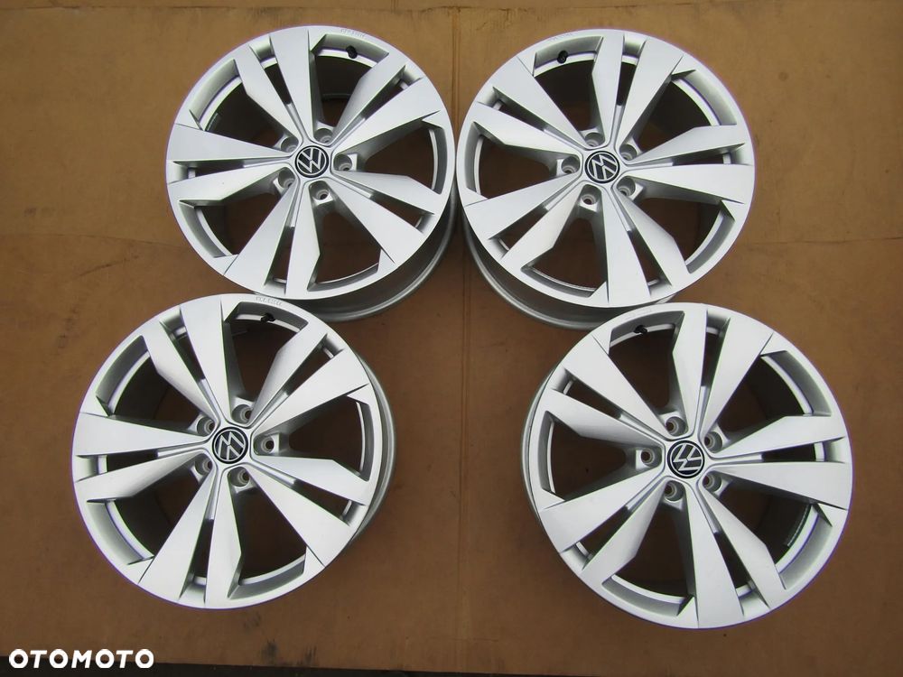 4x NOWE Felgi Aluminiowe 19 VW Passat B6 B7 B8 B9 ID4 Tiguan Arteon Golf V VI VII VIII 5 6 7 8 Taos T-ROC Skoda Karoq Kodiaq Enyaq Octavia III IV / MG HS / Seat Tarraco Leon Ateca Altea Audi A3 A4 A5 8 j 5x112 ET45 ET 45 piasta 57,1 mm - 10