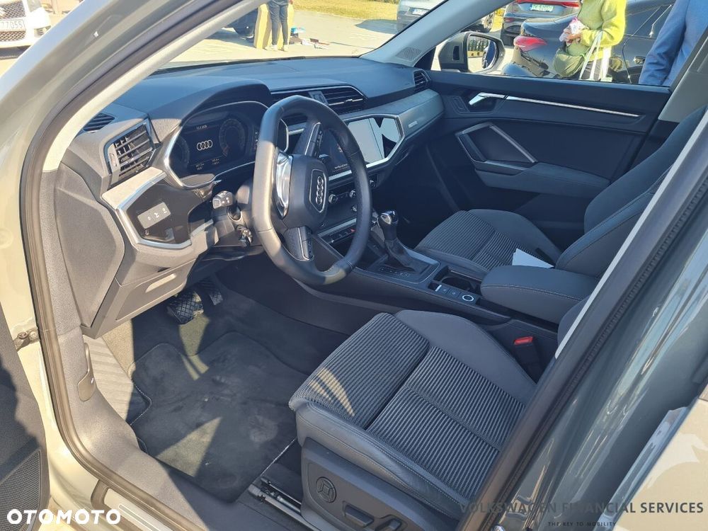 Audi Q3 - 11