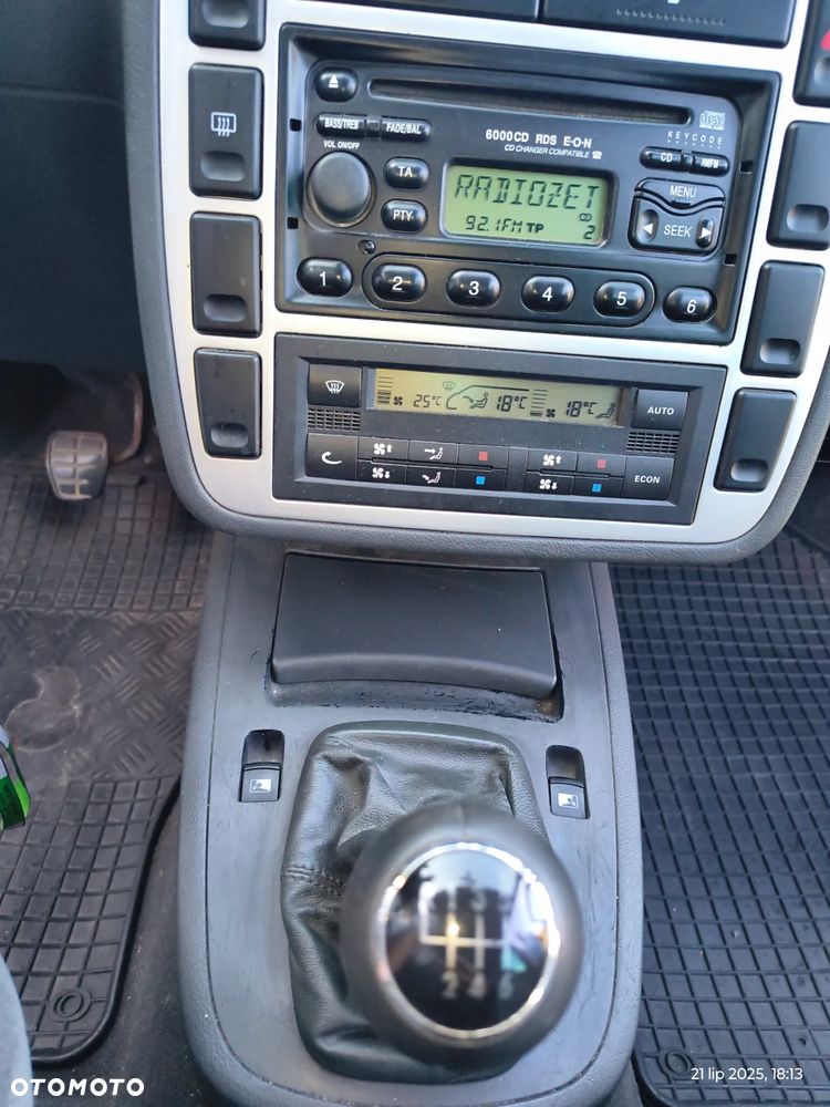 Ford Galaxy 1.9 TDI Ghia - 6