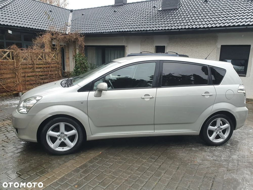 Toyota Corolla Verso 1.8 Sol 7os - 2