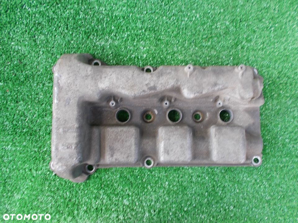Mazda Tribute Ford Maverick Escape Mondeo Pokrywa zaworow 3.0 V6 CA5 prawa 204 KM - 1