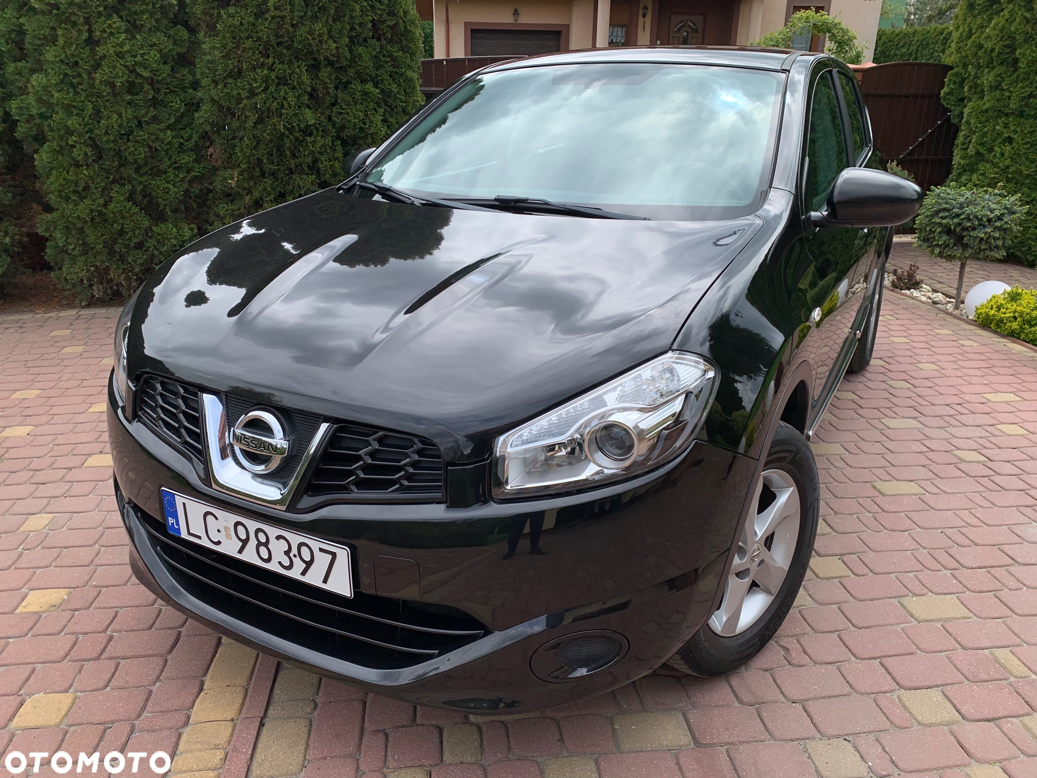 Nissan Qashqai - 2