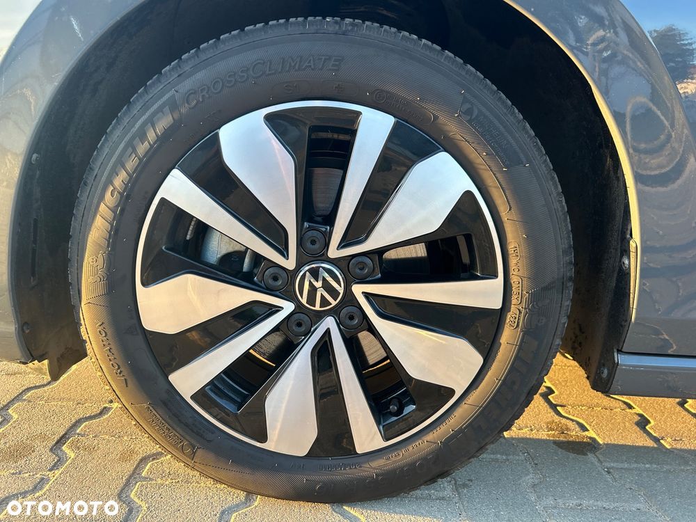Volkswagen Golf 1.5 eTSI mHEV Special Edition DSG - 13