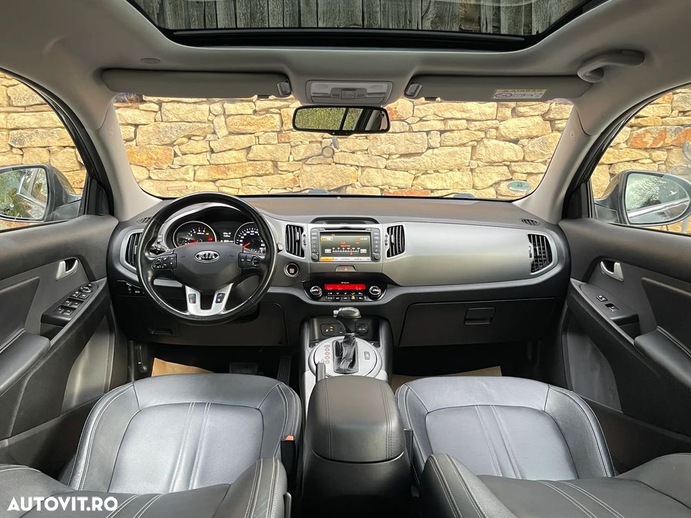 Kia Sportage 2,0 CRDI AWD Aut. Spirit - 2