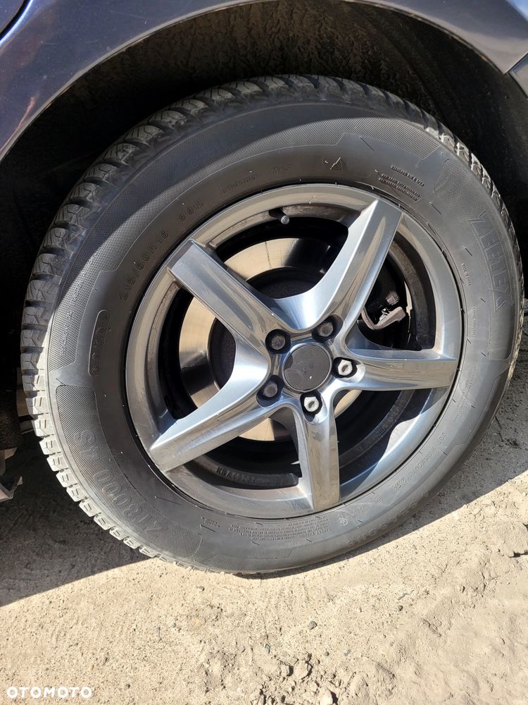 Ford S-Max - 10