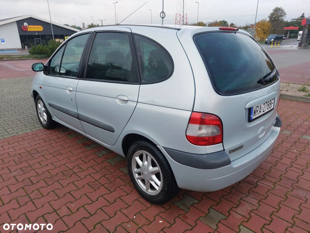 Renault Scenic - 3