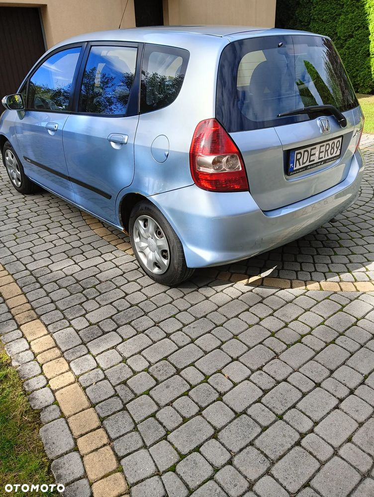 Honda Jazz 2005 photo 3