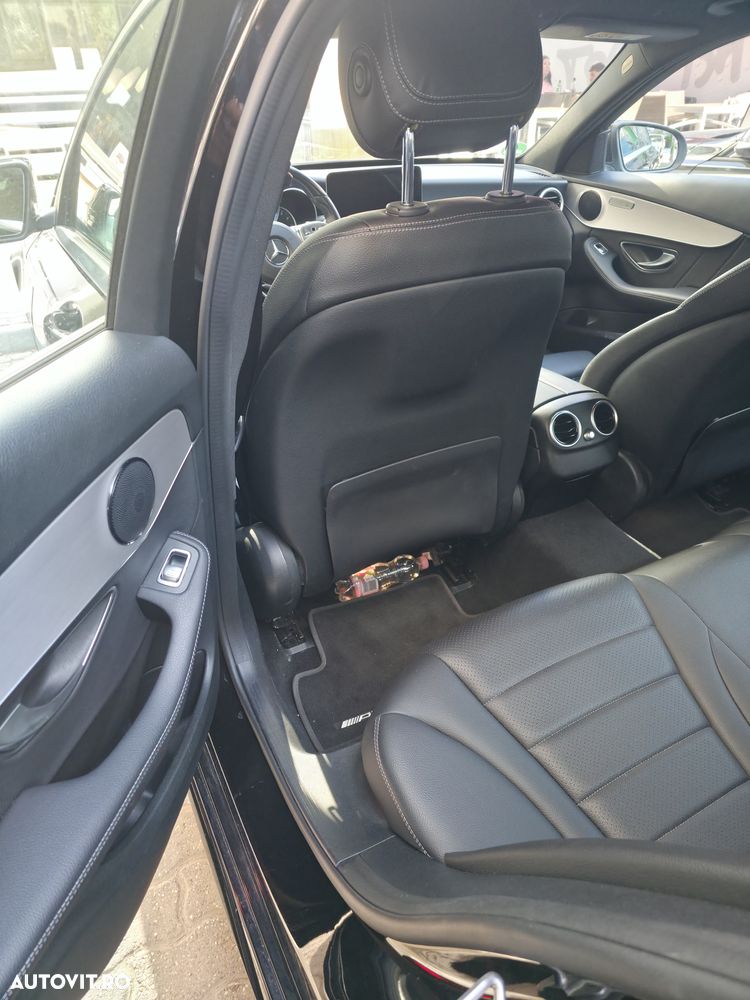 Mercedes-Benz C 180 9G-TRONIC AMG Line - 12
