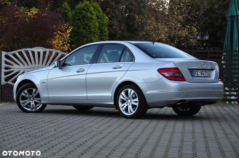 Mercedes-Benz Klasa C 180 Kompressor Automatik Avantgarde - 26