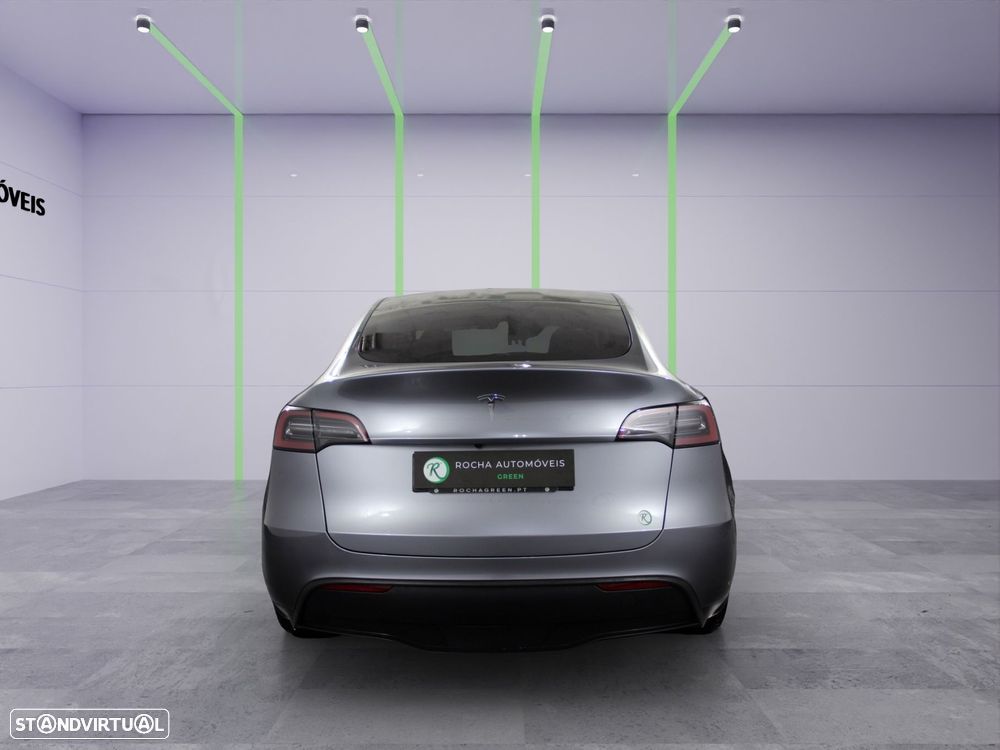 Tesla Model Y RWD - 5
