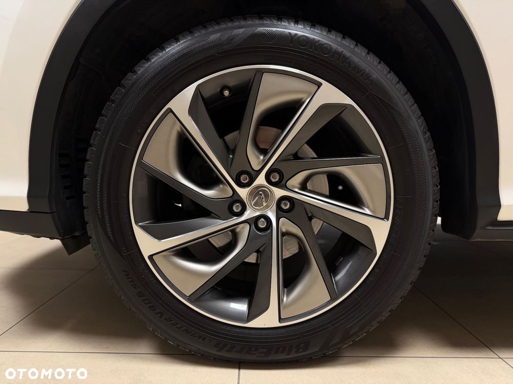 Lexus RX 450h Prestige - 33