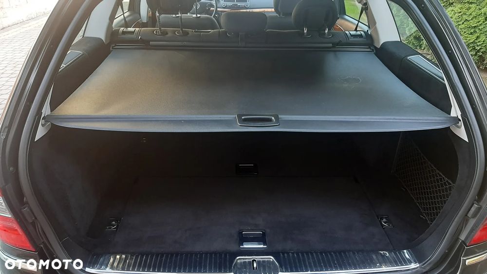 Mercedes-Benz Klasa E 200 T Kompressor Automatik Elegance - 35