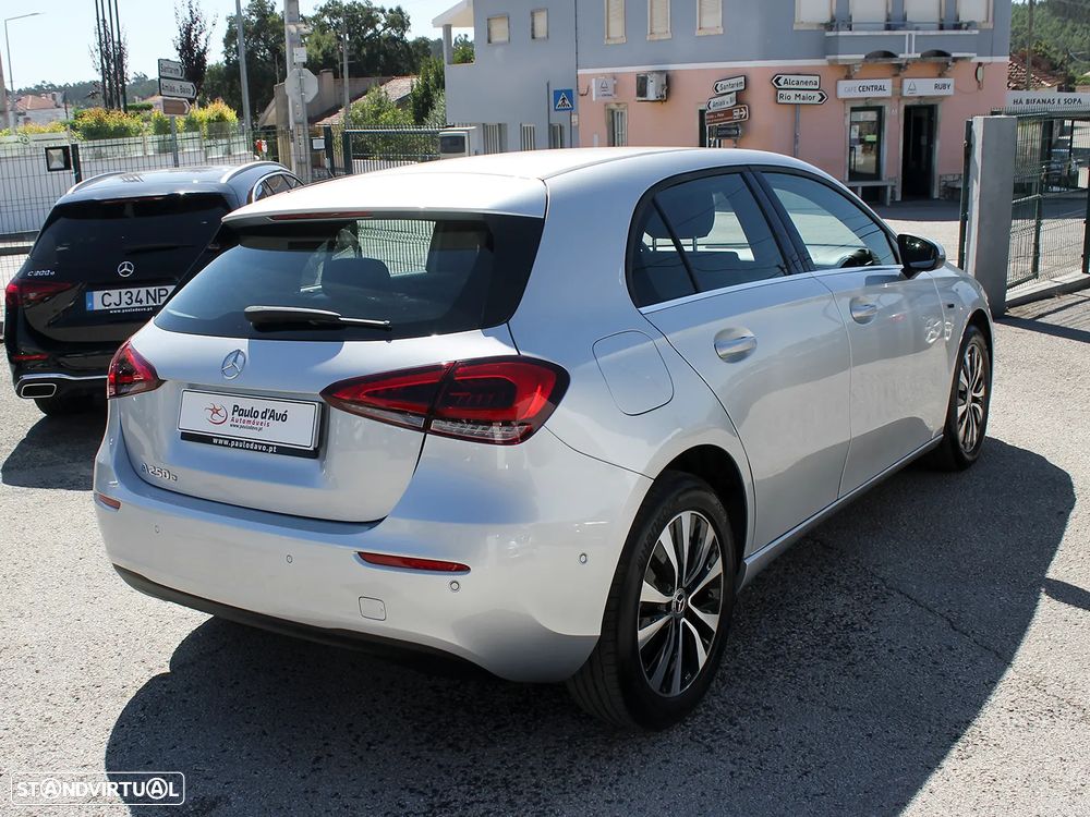 Mercedes-Benz A 250 e Style Plus - 5