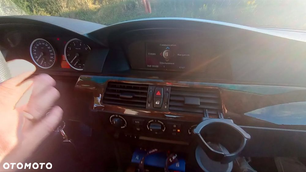BMW Seria 5 520i - 9