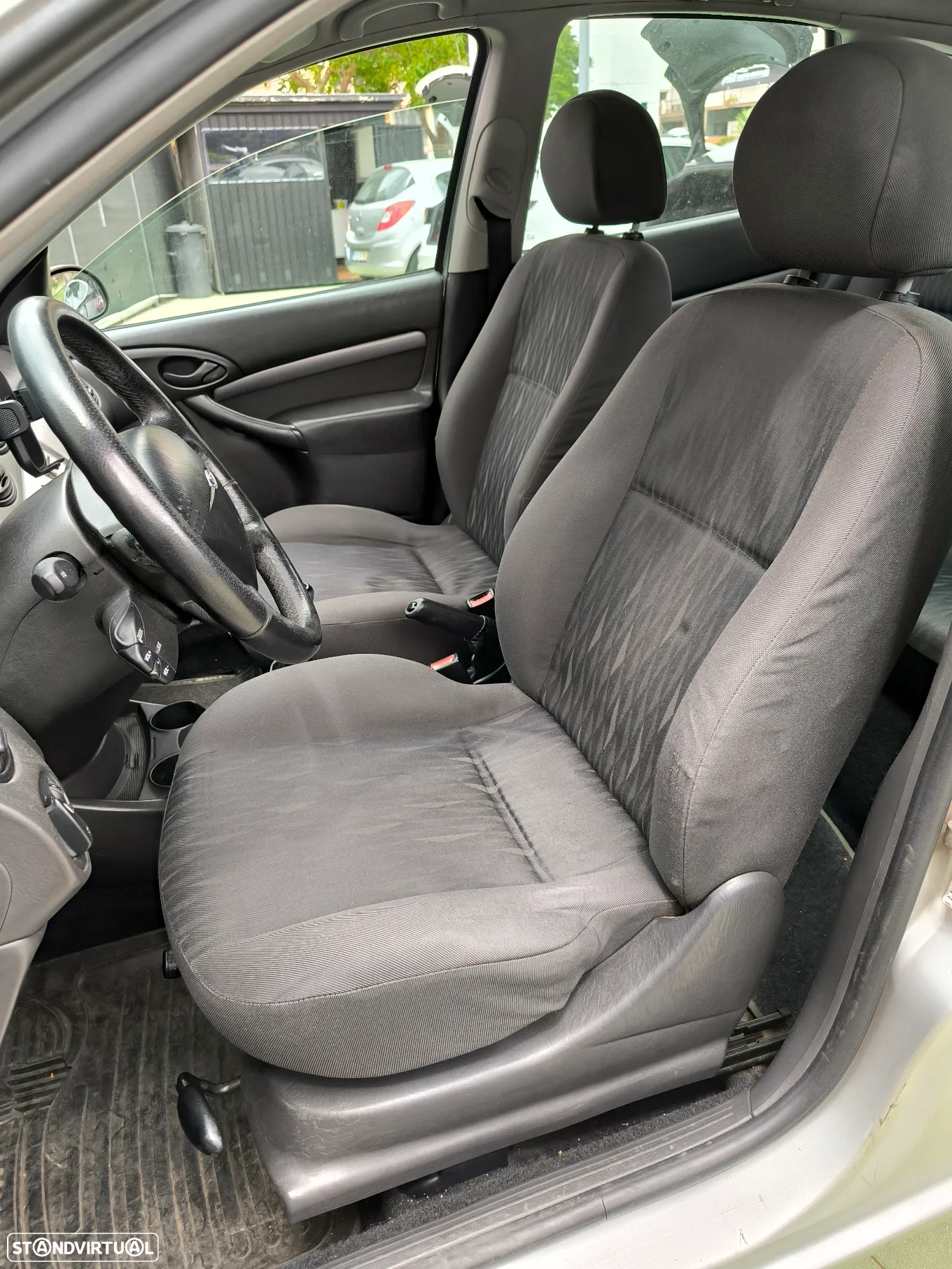 Ford Focus 1.4 Comfort - 11