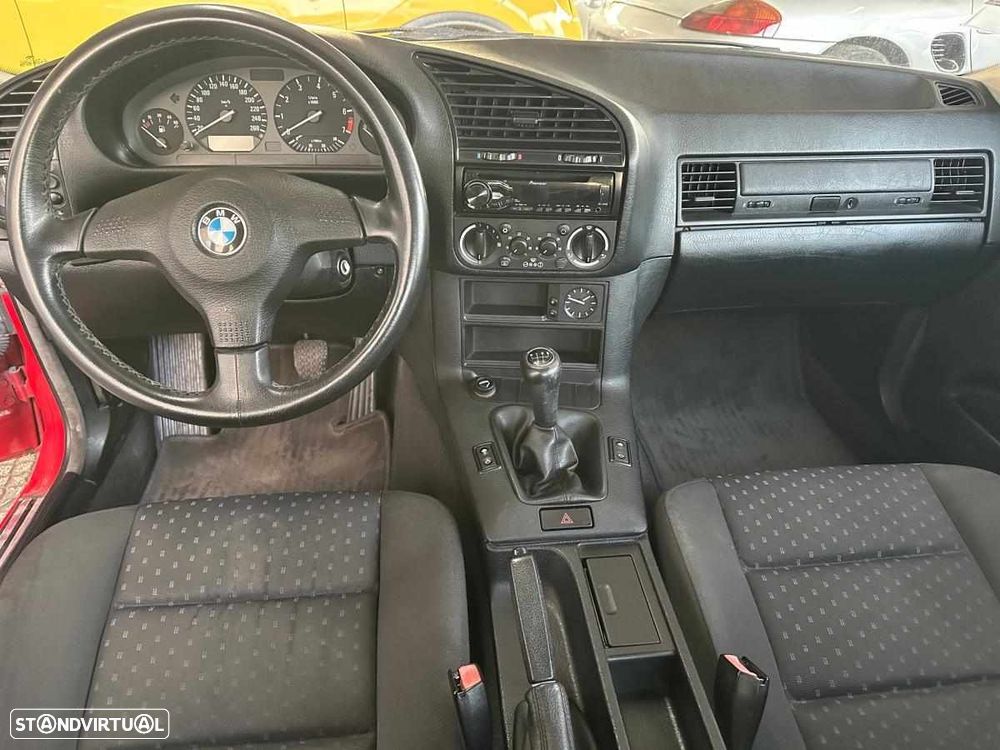 BMW 318 iS Coupé - 5