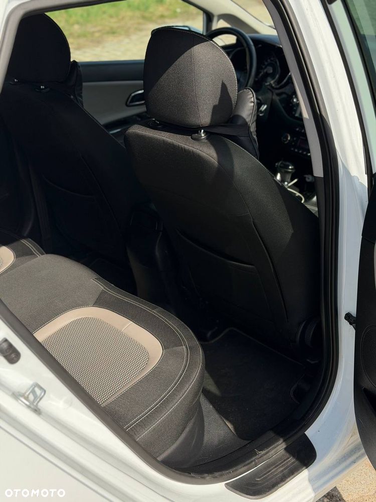 Kia Ceed 1.6 CRDi M DCT - 8