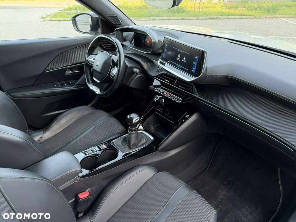 Peugeot 2008 - 22