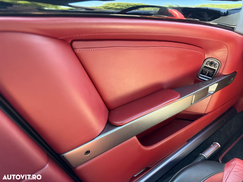 Aston Martin DB9 - 20