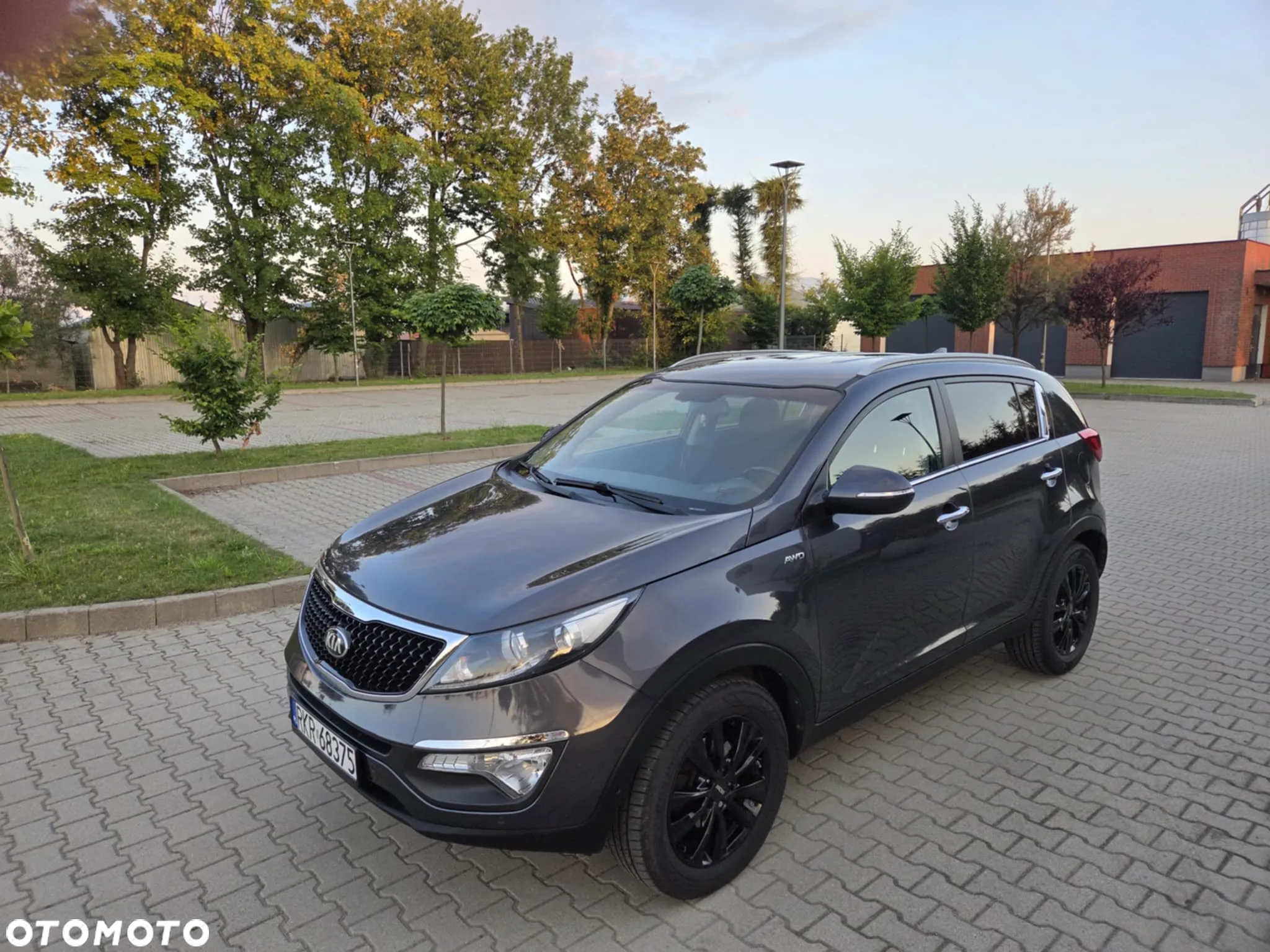 Kia Sportage 2.0 CRDI 4WD Automatik Dream-Team Edition - 8