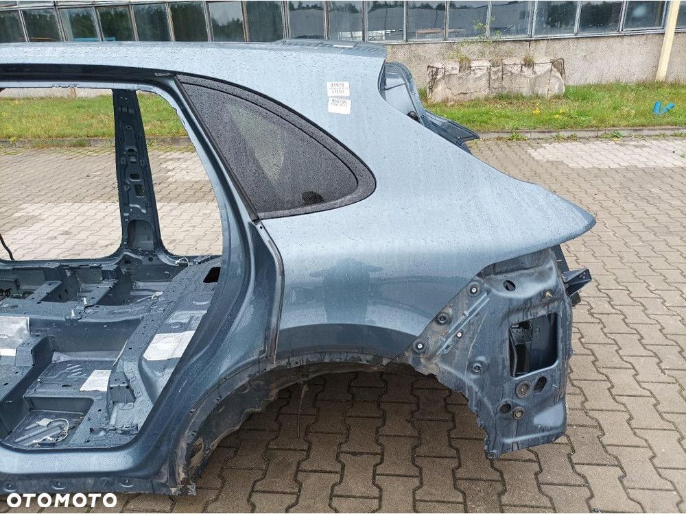 PORSCHE CAYENNE S III 9Y PAS TYLNY WANNA BŁOTNIKI LM5E - 3