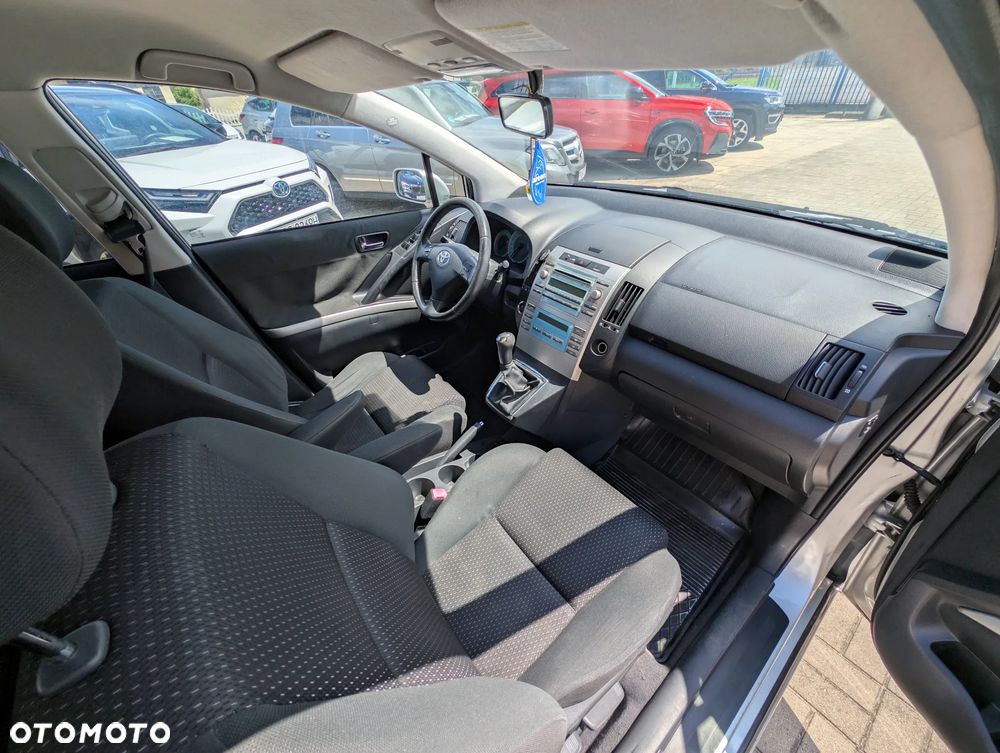 Toyota Corolla Verso 2.2 D-4D Sol + 7os - 15