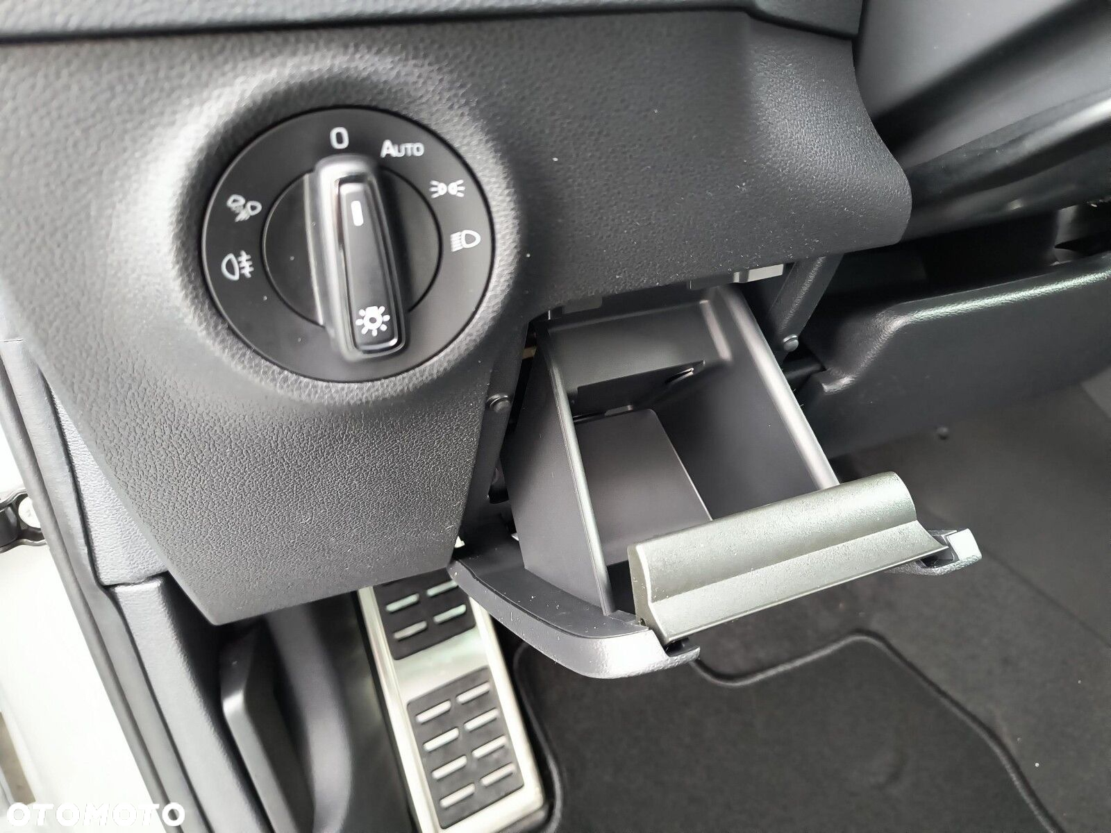 Skoda Karoq 1.5 TSI ACT Sportline DSG - 25