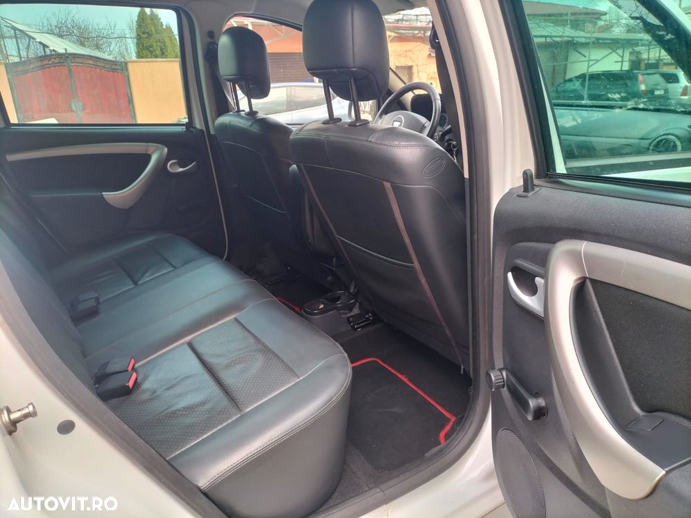 Dacia Duster 1.6 4x2 Laureate - 9