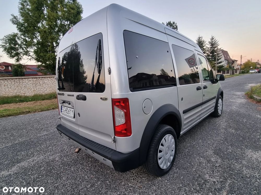 Ford Transit Connect 200 SWB Limited - 13