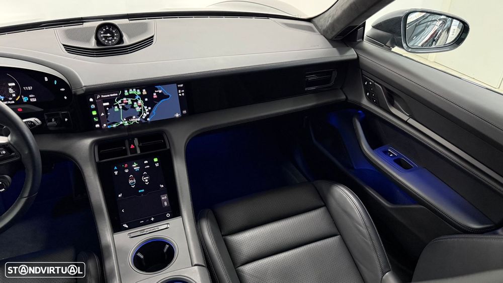 Porsche Taycan Sport Turismo GTS - 19