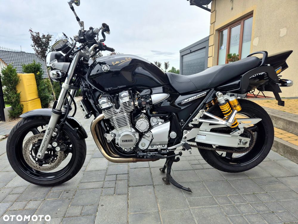 Yamaha XJR - 7