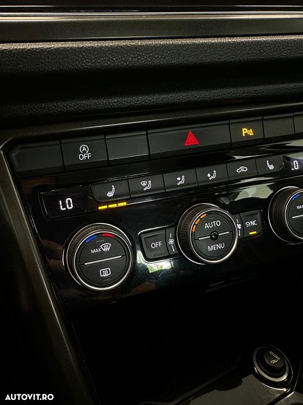 Volkswagen T-ROC 1.0 TSI Design - 22