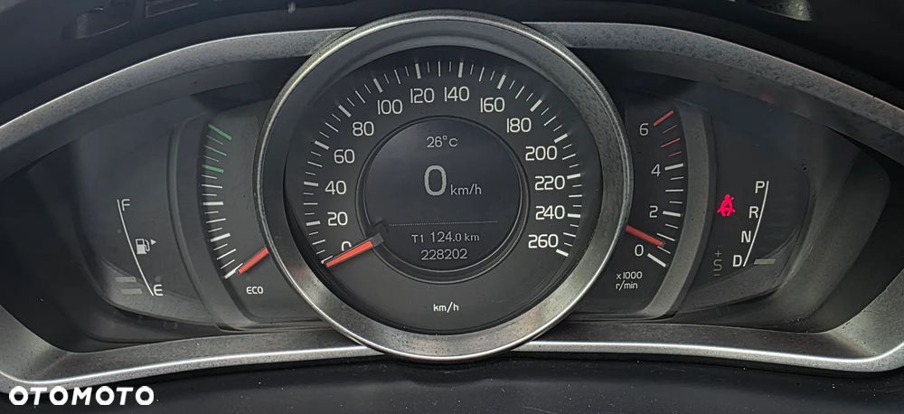 Volvo V40 D3 Momentum - 21