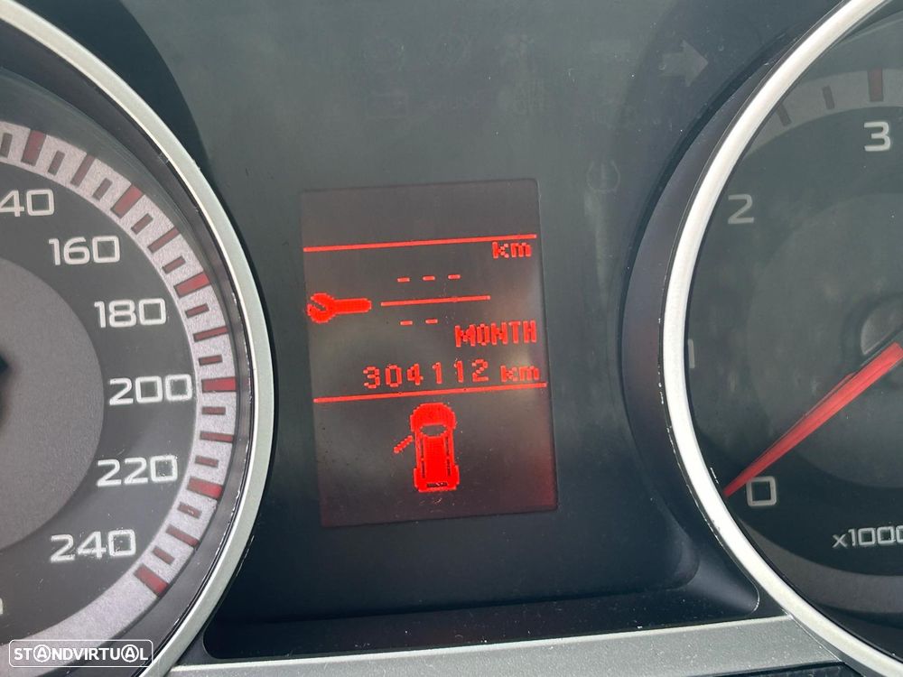 Mitsubishi Outlander 2.0 DI-D Intense+ 4WD - 11