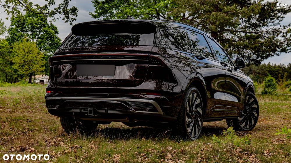 Lincoln Nautilus - 8