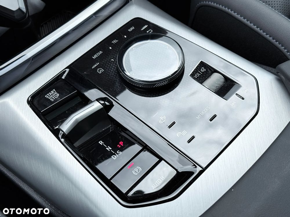 BMW X3 20 xDrive - 24