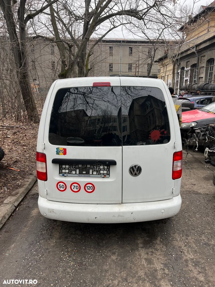 Dezmembrez VW Volkswagen Caddy 2010 alb 1,4 benzina BUD - 4