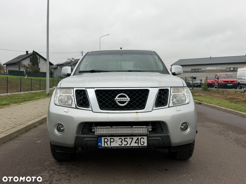 Nissan Navara XE - 10