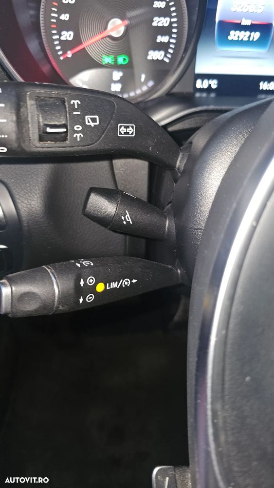 Mercedes-Benz GLC 250 d 4Matic 9G-TRONIC AMG Line - 10