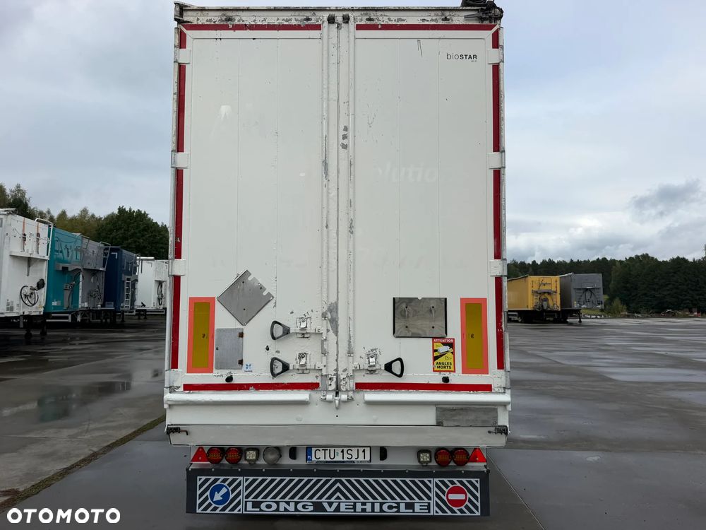 Stas Ruchoma podłoga 94m3 Podłoga 10 mm 2017 rok - 3