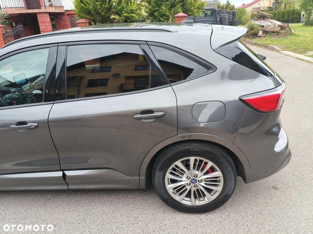 Ford Kuga 2.0 EcoBlue 4x4 ST-LINE X - 32