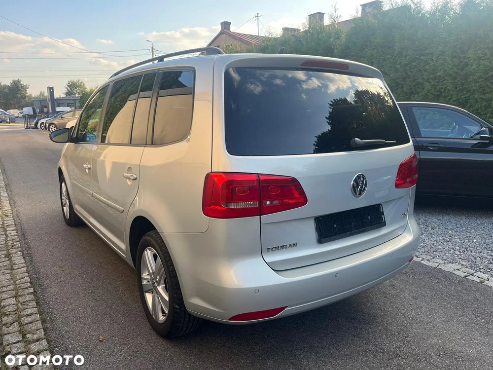 Volkswagen Touran 1.6 TDI DPF MATCH - 4